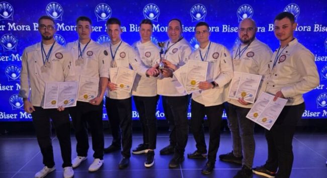 655863668_18520399126075410_9057129638528196488_n-768×576